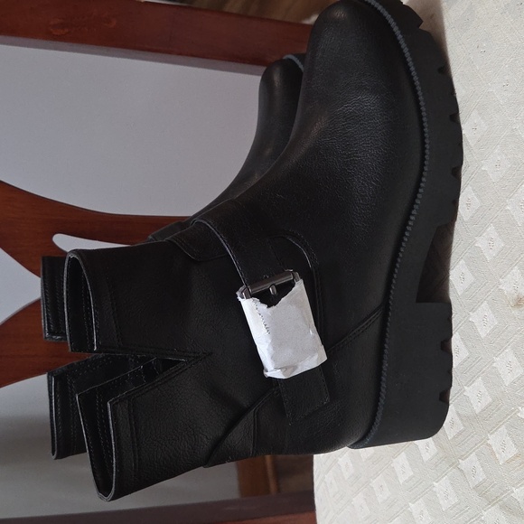 Zodiac Ankle Boots - Picture 2 of 5